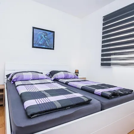 Jerkovic Apartment Vir