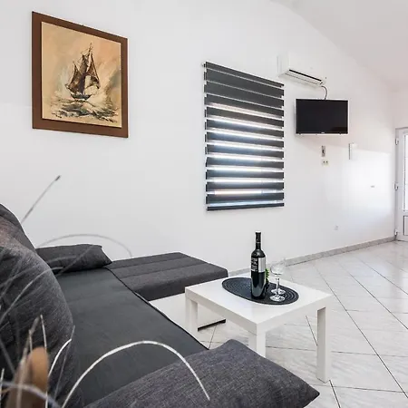 Jerkovic Apartment Vir